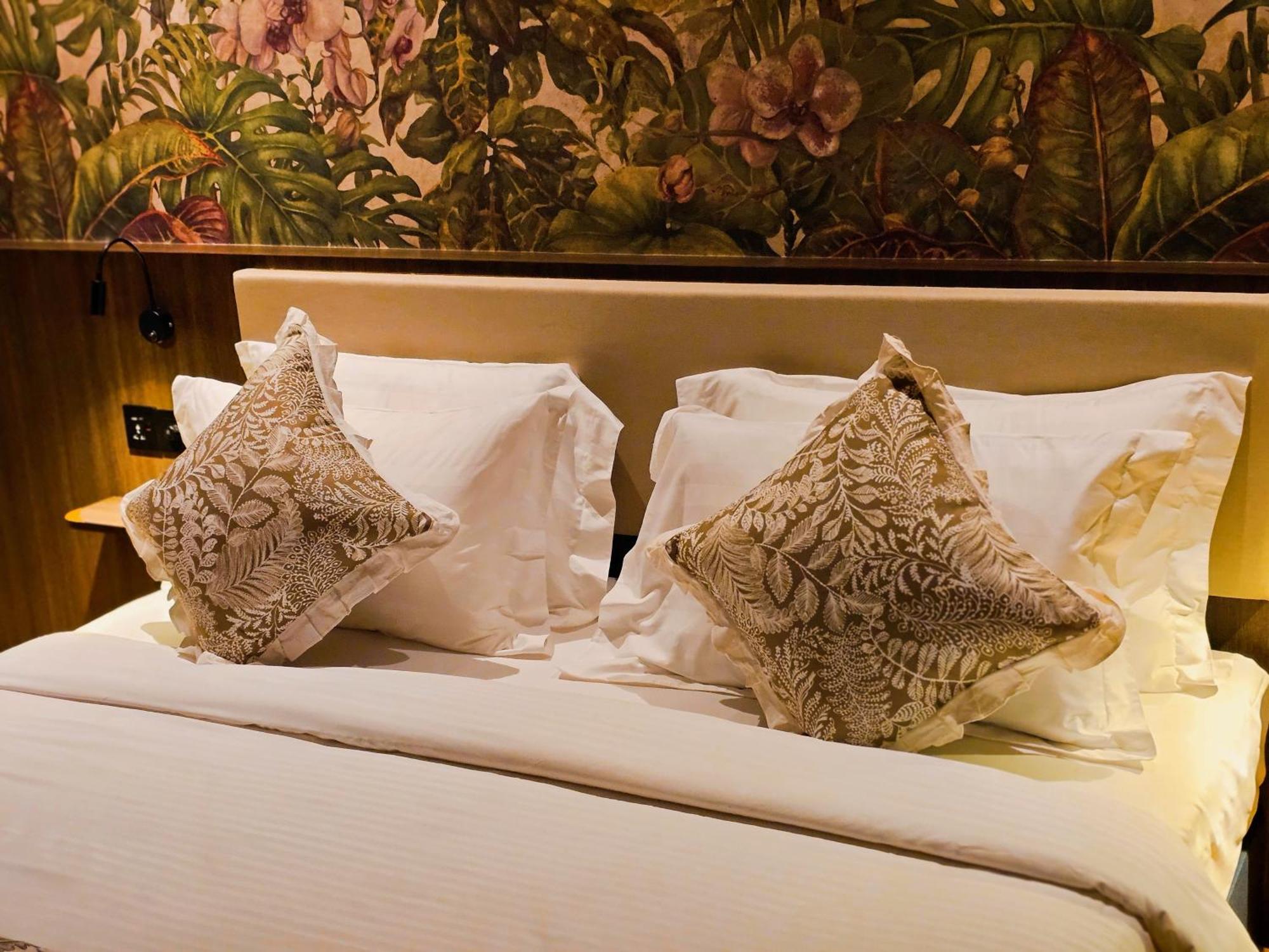 The Palm Suite At Lava Mansion George Town Eksteriør bilde